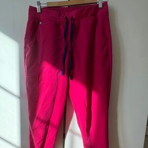 Figs jogger style scrubs